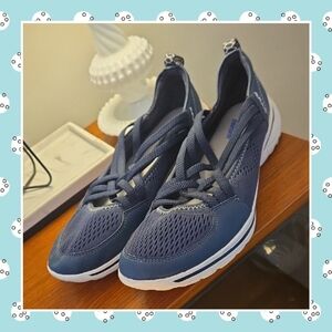 Earth Origins Navy Blue Sneakers Size 11